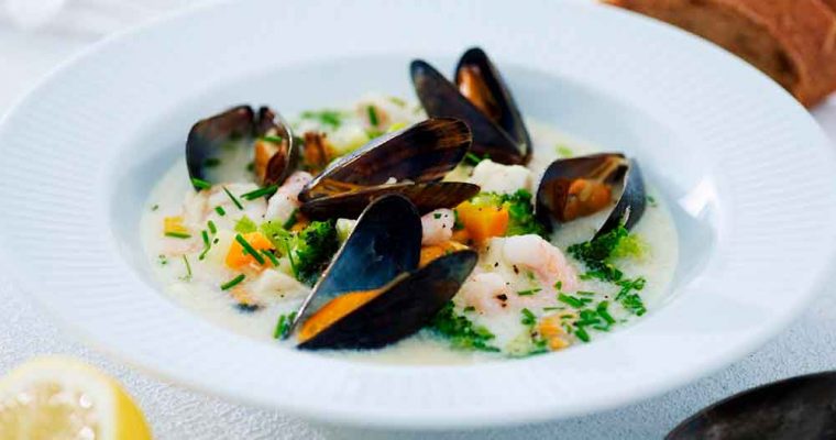 Fiskesuppe med blåmuslinger