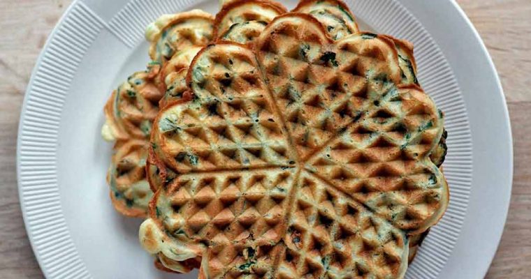 Glutenfri vafler med spinat og fuldkorn