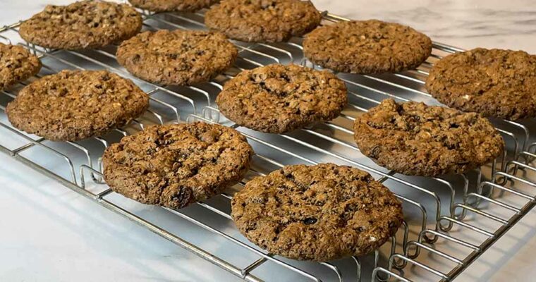Glutenfri amerikanske cookies med rosiner og havregryn